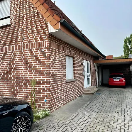 Am Waldhuegelsee Balkon & Naturblick 라이네