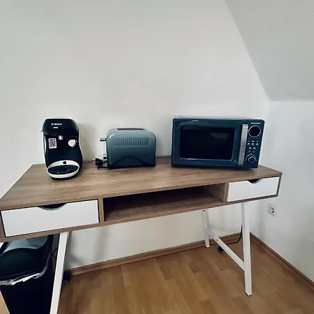 Am Waldhuegelsee Balkon & Naturblick * 라이네