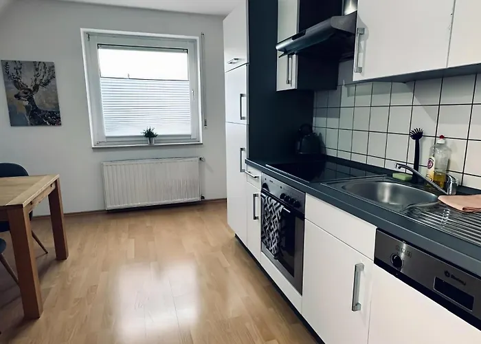 Am Waldhuegelsee Balkon & Naturblick 라이네